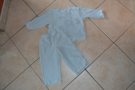 Pyjama "Absorba" Mixte : 4€